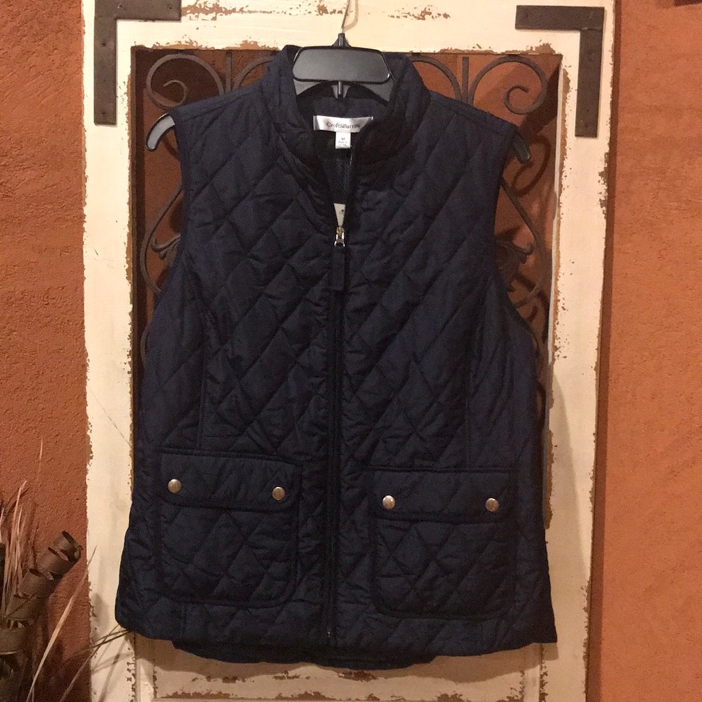 Croft & Barrow Navy Quilted Vest  NEW size Medium